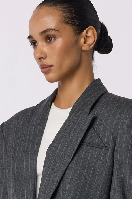 Single-breasted, fitted wool blazer