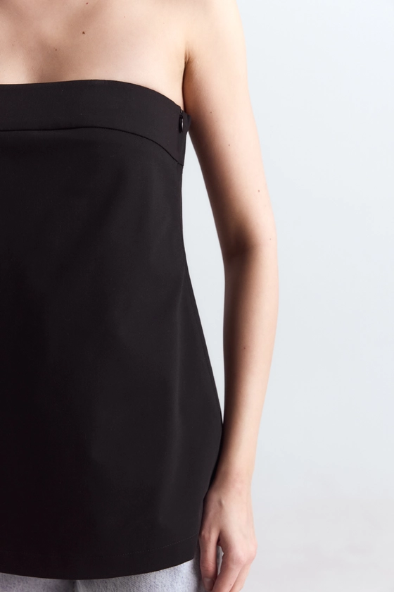 Топ без бретелей 