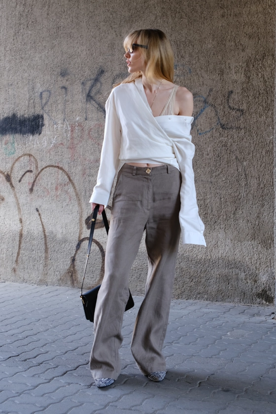 Блуза лляна на зав'язку з довгими кінцями 