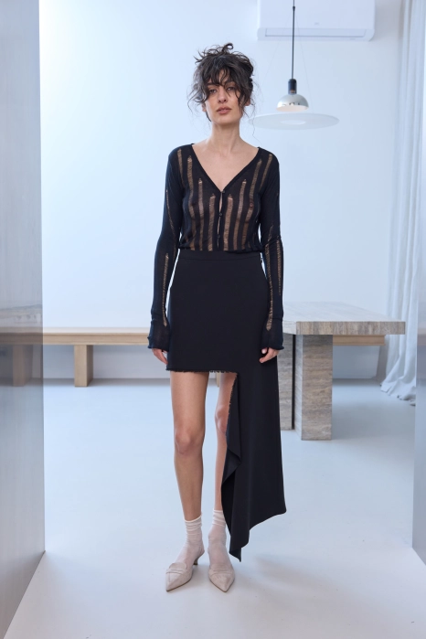 Спідниця котонова міні з відрізаною деталлю