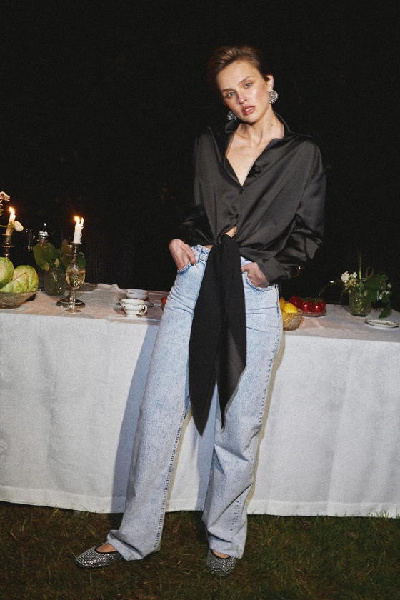 Блуза атласна на зав'язку з довгими кінцями 