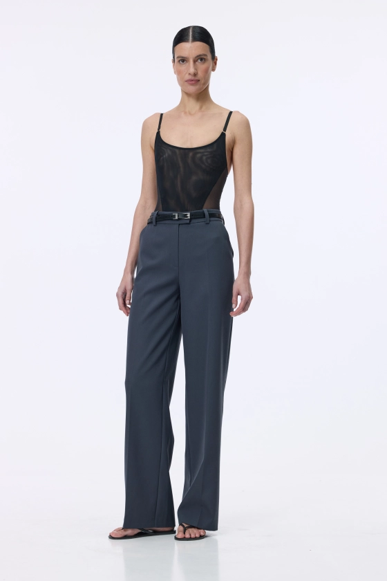Mid-rise wool trousers with a crease - photo 3