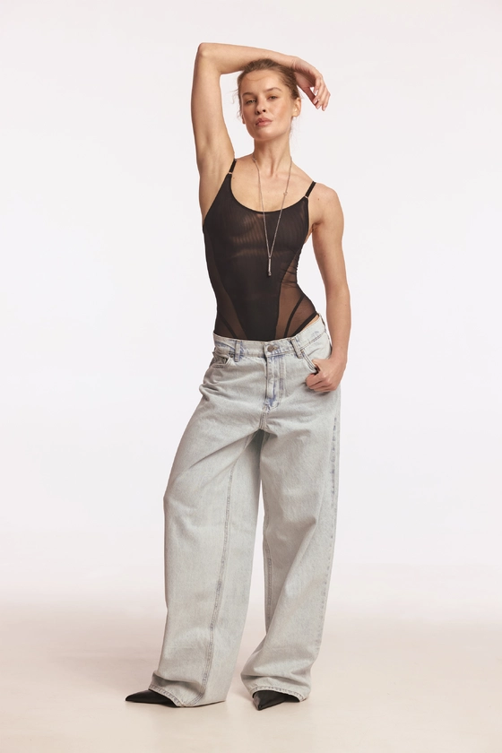 Джинси широкого крою 