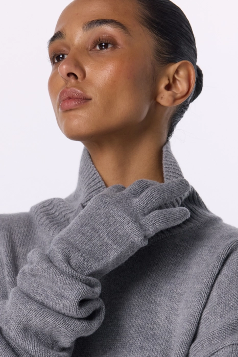 Светр укорочений оверсайз