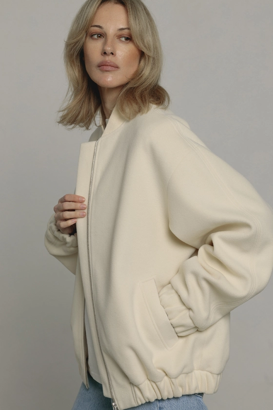 Бомбер з пальтової тканини 