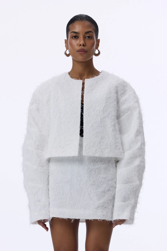Fluffy bomber jacket with gathered details on the sleeves - photo 3