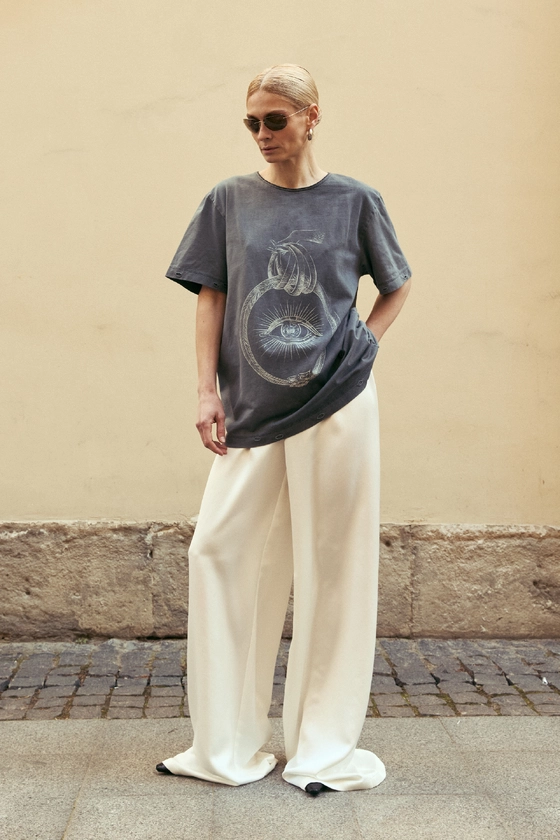 Вінтажна футболка оверсайз з принтом Око 