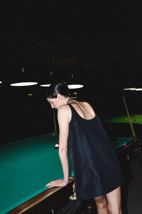 Сукня-трапеція на тонких бретелях 