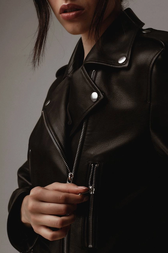 Куртка шкіряна класична 