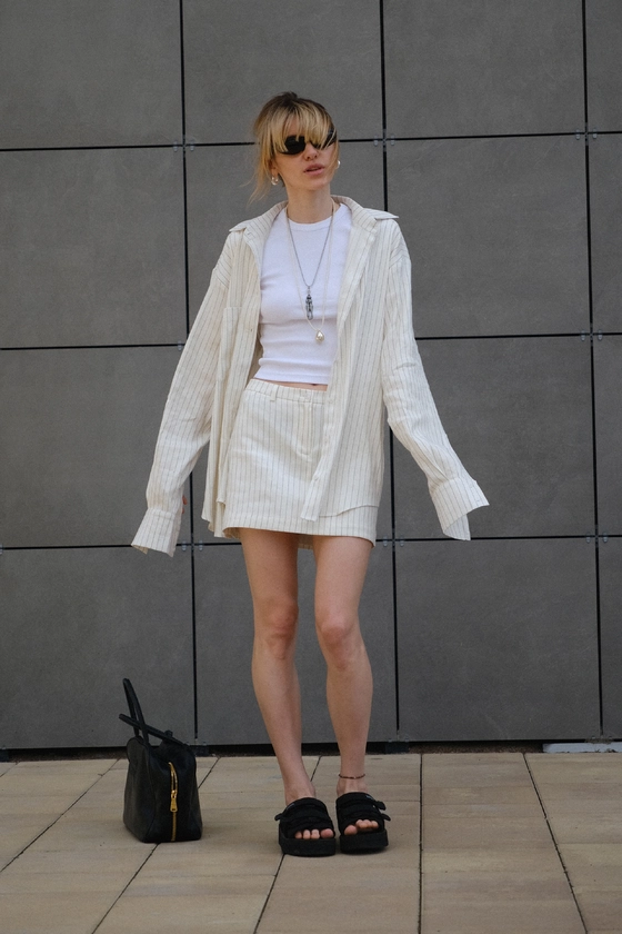 Спідниця лляна міні з середньою посадкою 