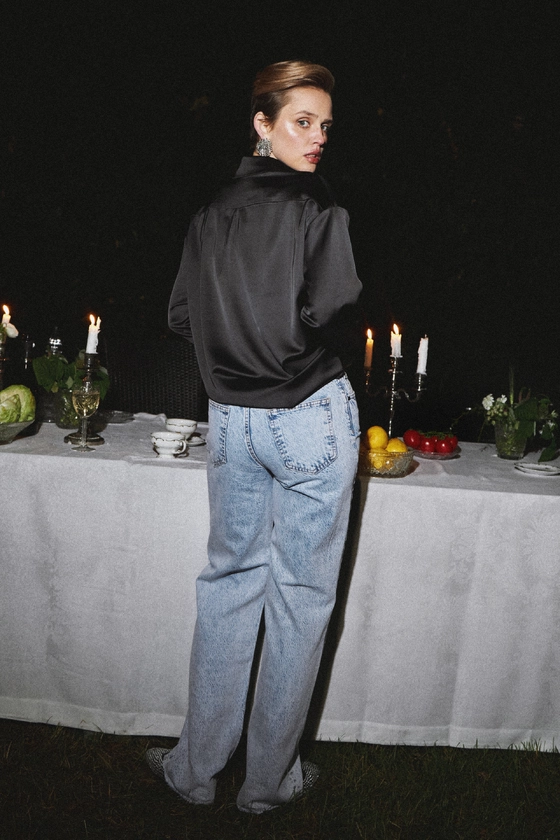 Блуза атласна на зав'язку з довгими кінцями 