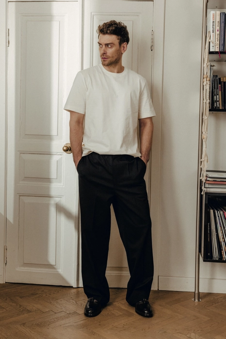 Oversized men's T-shirt