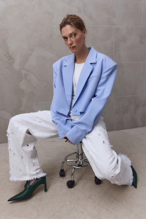 Жакет кроп котоновий зі збіркою на рукаві