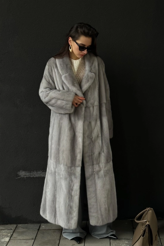 Вінтажна норкова шуба 