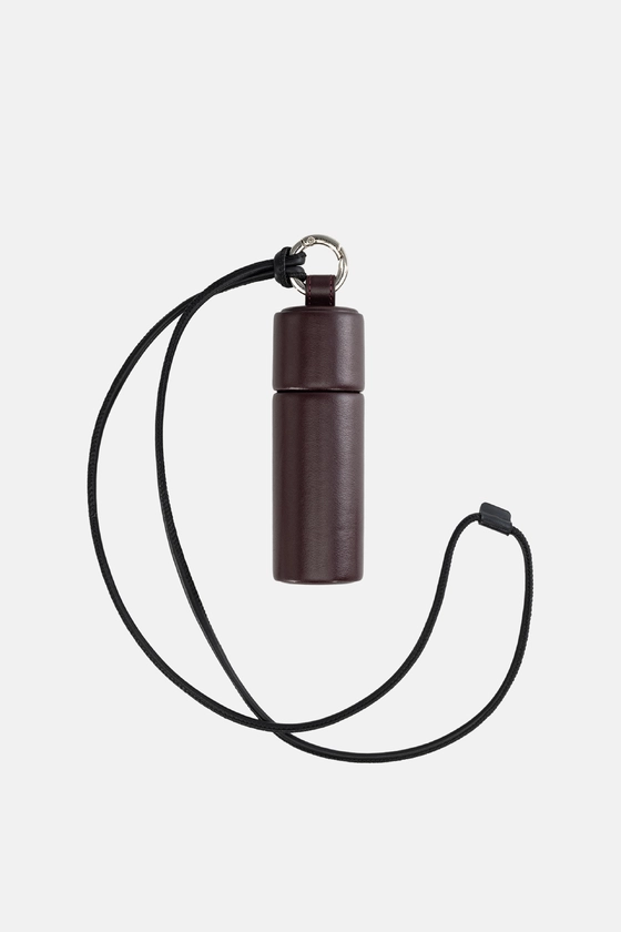 Шкіряний кейс на ремінці Bazhane x Sych 