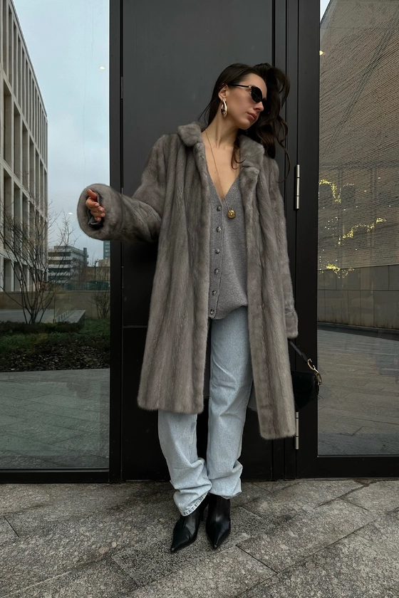 Вінтажна норкова шуба 