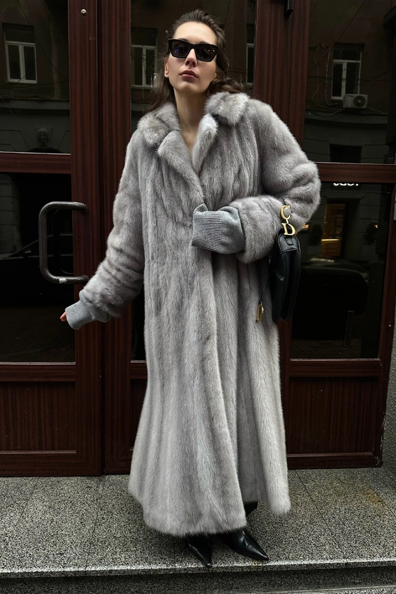 Вінтажна норкова шуба 