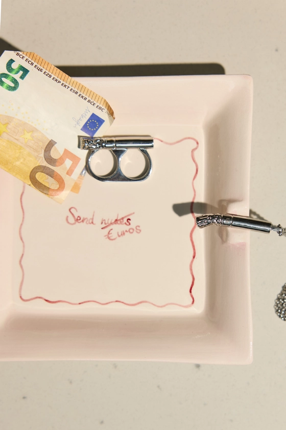 Попільниця SEND NUDES, Musae 