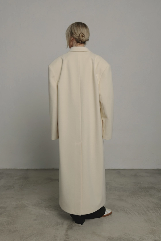 Пальто оверсайз прямого крою 