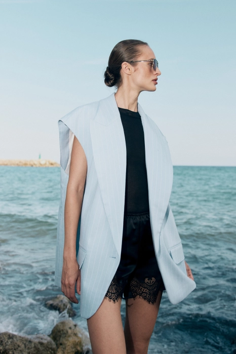 Linen oversized vest