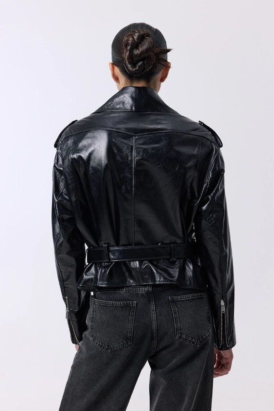 Куртка шкіряна з ременем на талії 