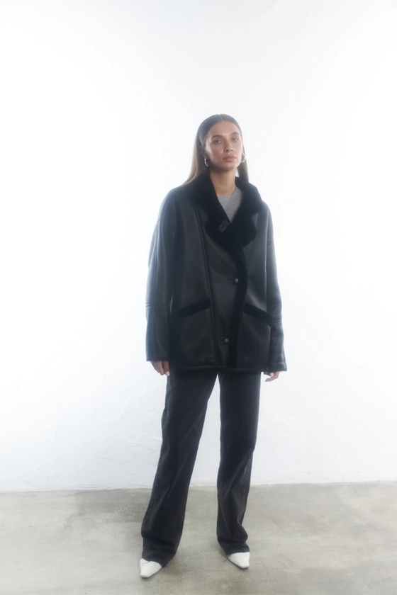 Дублянка оверсайз з накладними карманами 