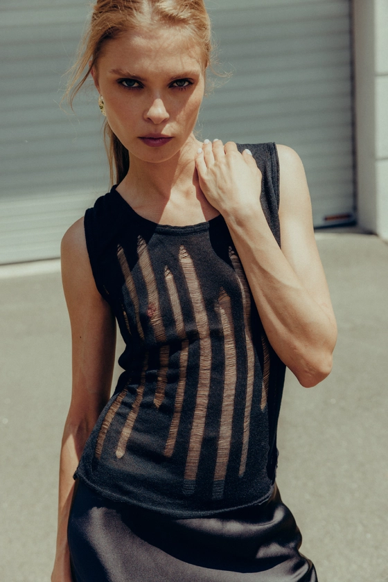 Майка в'язана 