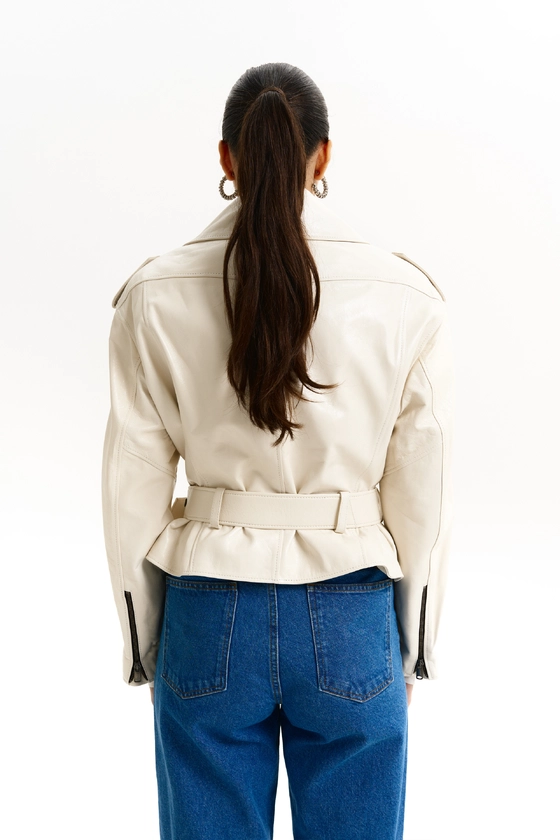 Куртка шкіряна з ременем на талії 