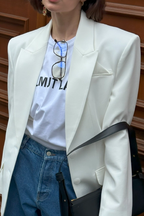 Жакет котоновий однобортний, приталений