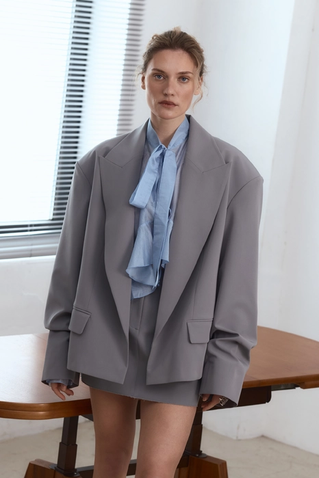 Жакет котоновий зі збіркою на рукаві