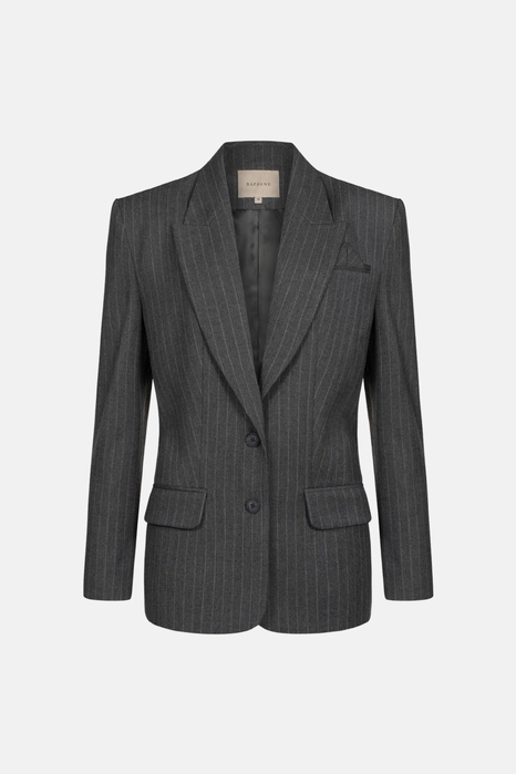 Single-breasted, fitted wool blazer