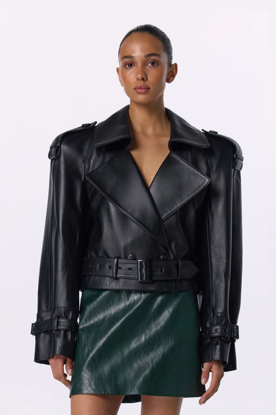 Куртка шкіряна з підплічниками 