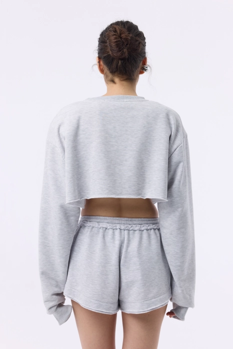 Кроп-світшот з акцентними плечима