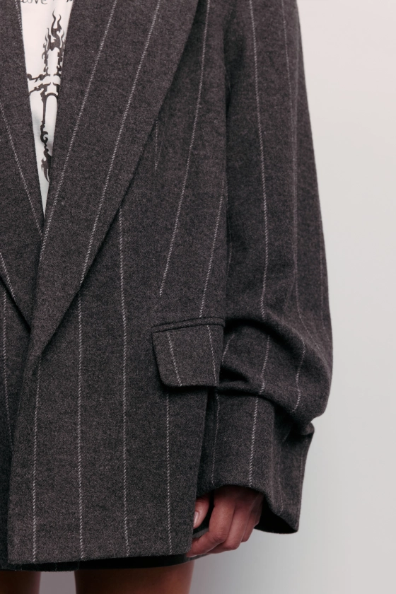 Oversized coat-jacket with gathered sleeves - photo 5