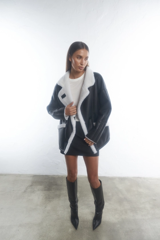 Дублянка оверсайз з накладними карманами 