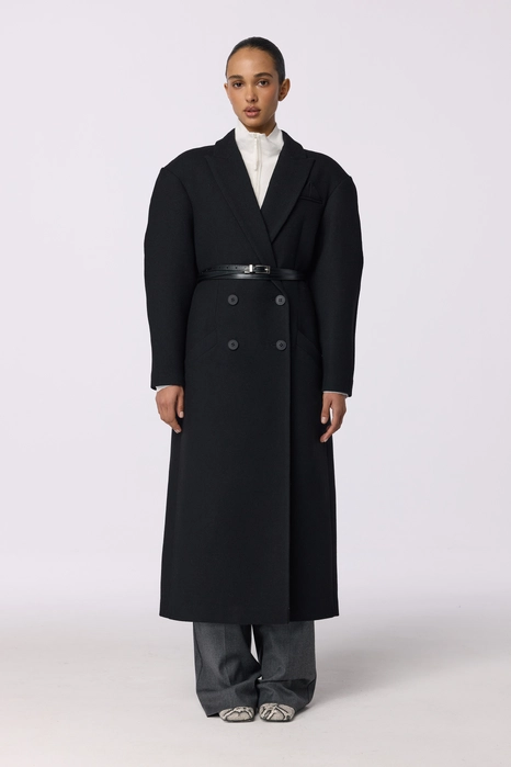 Двобортне пальто з акцентним плечем