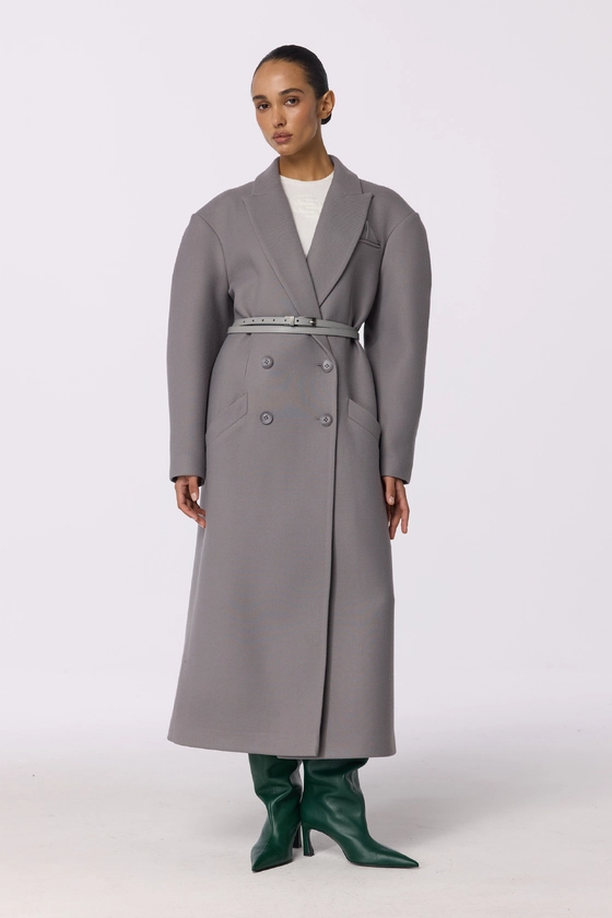 Двобортне пальто з акцентним плечем 