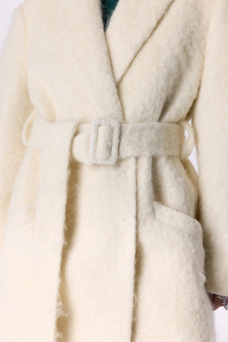 Двобортне пальто з альпаки з акцентним плечем