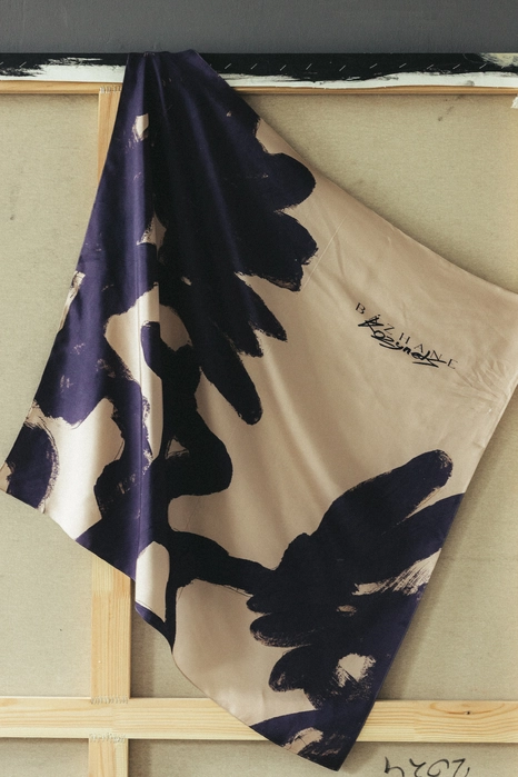 Хустка Bazhane & Kozynets Chrysanthemum Noir