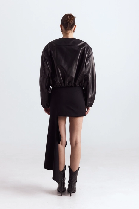 Спідниця вовняна міні з відрізаною деталлю