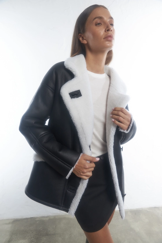 Дублянка оверсайз з накладними карманами 