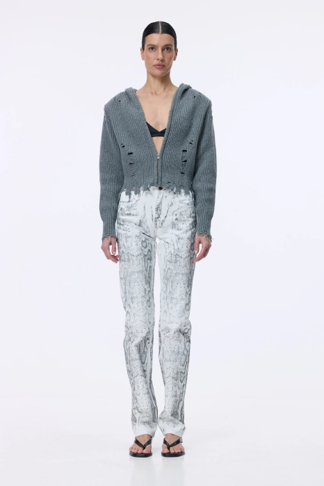 Cool girl jeans
