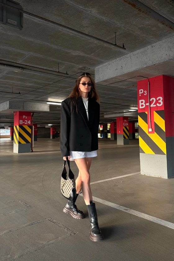 Жакет вовняний оверсайз з трикутничком 