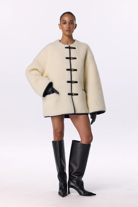 Еко-шуба оверсайз із застібками 