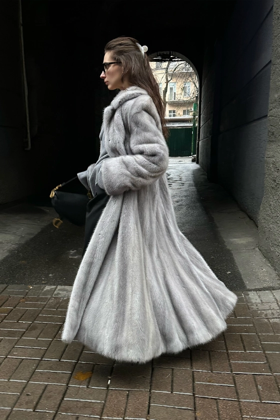 Вінтажна норкова шуба 