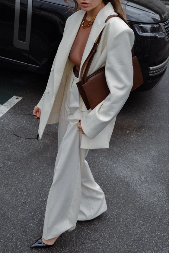 Брюки котонові на середній посадці зі стрілками 