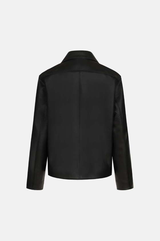 Куртка шкіряна з карманами клапанами 