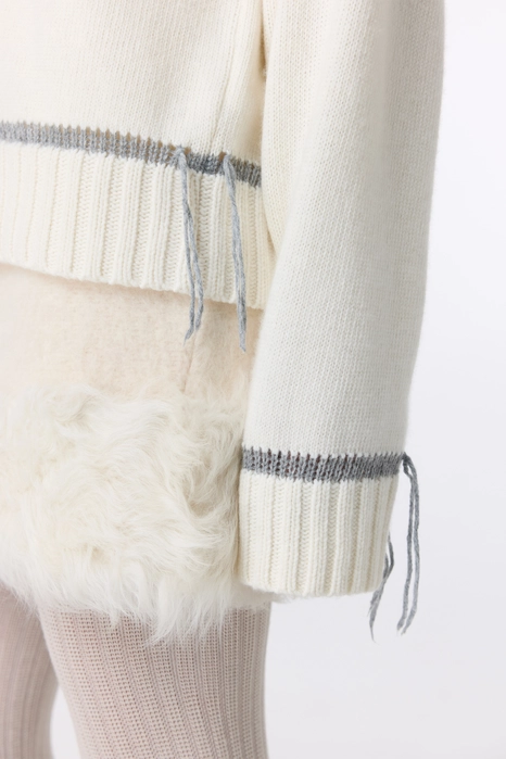 Contrast sweater