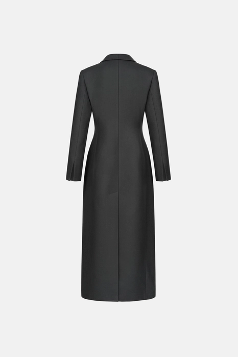 Fitted coat with accent shoulders