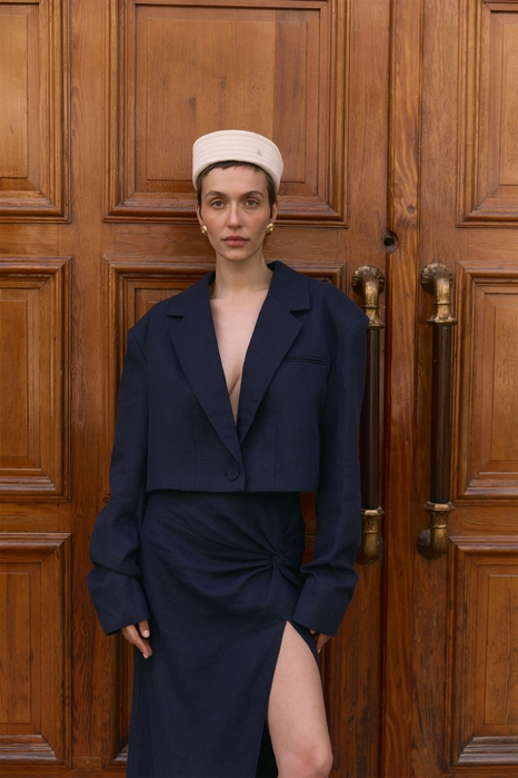 Жакет кроп лляний зі збіркою на рукаві